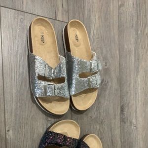 Youth size 3 sparkle sandals
